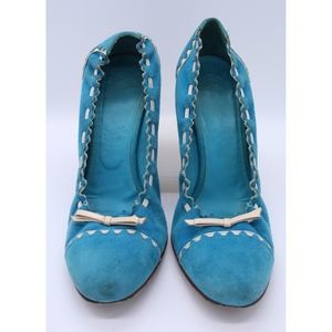 Bally sky blue suede heels in 37